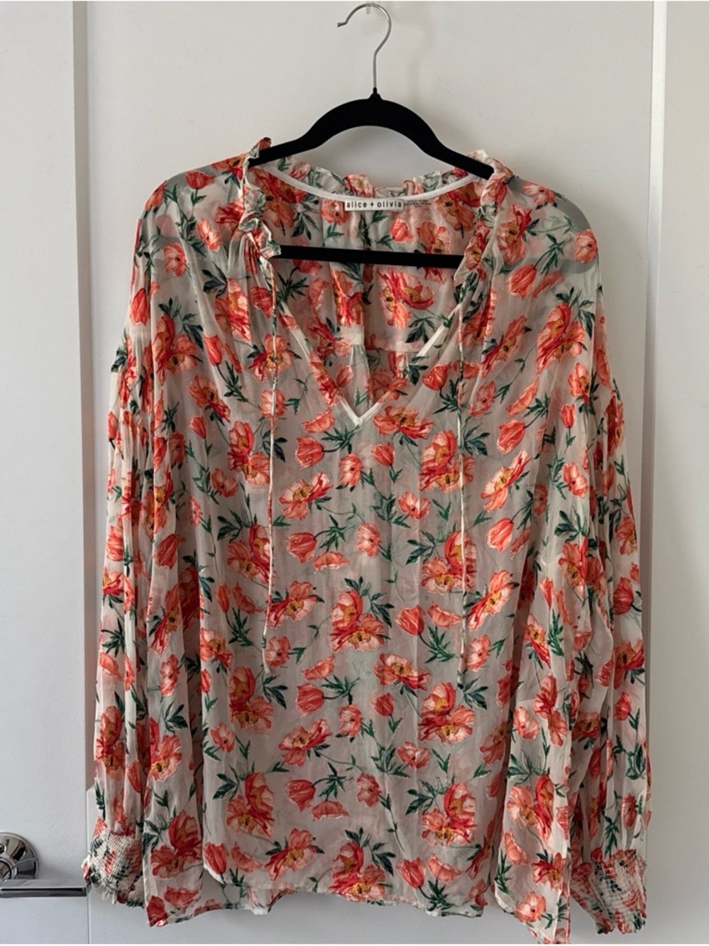 Alice + Olivia Coral Floral Tie-Neck Blouse in Pink and Coral